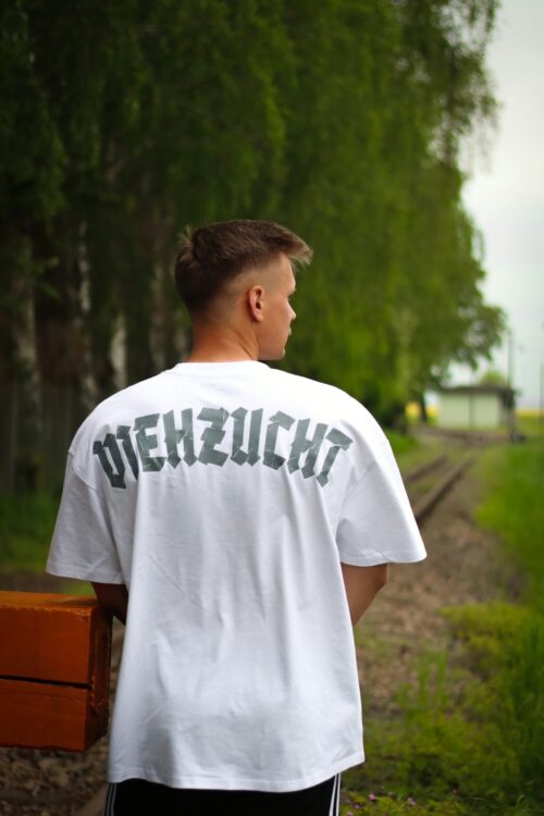 994bd3d7-bfc3-4d76-b10a-889ccbef7b23