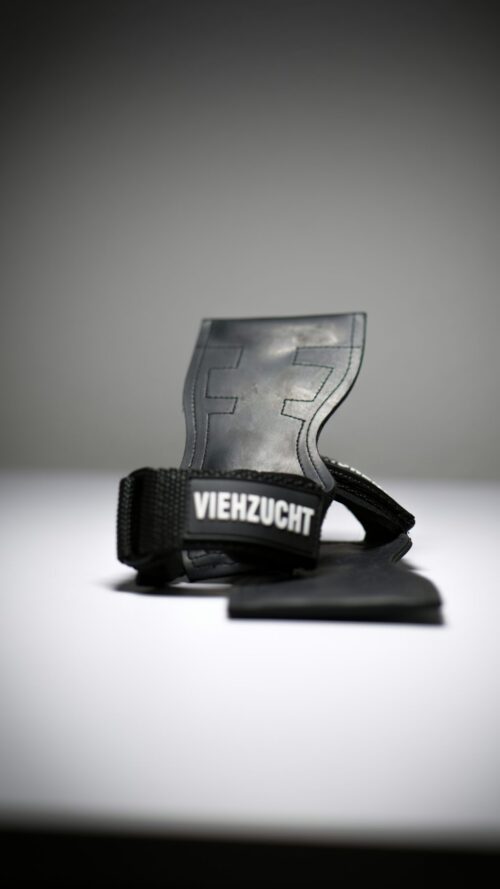 C1FD0F58-250D-4085-9BC3-C8E559C723AB